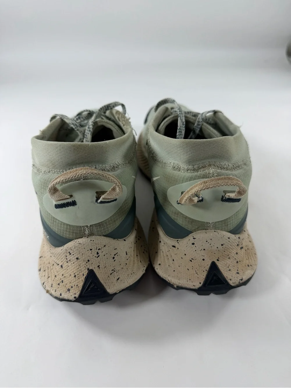 Nike Pegasus Trail 3 GTX Gore-Tex Seafoam Trail Shoes Women’s 8.5